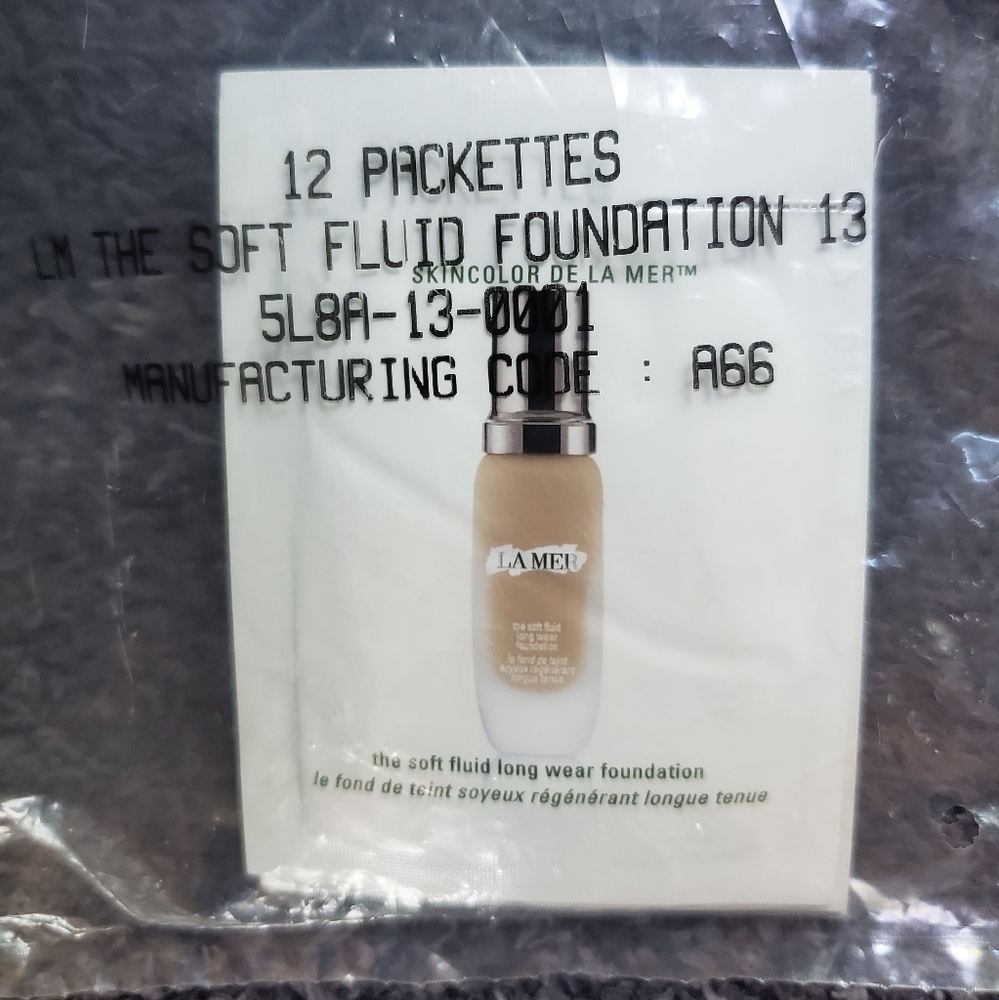 12 Packettes La Mer Soft Fluid Foundation In Shade 13 Linen